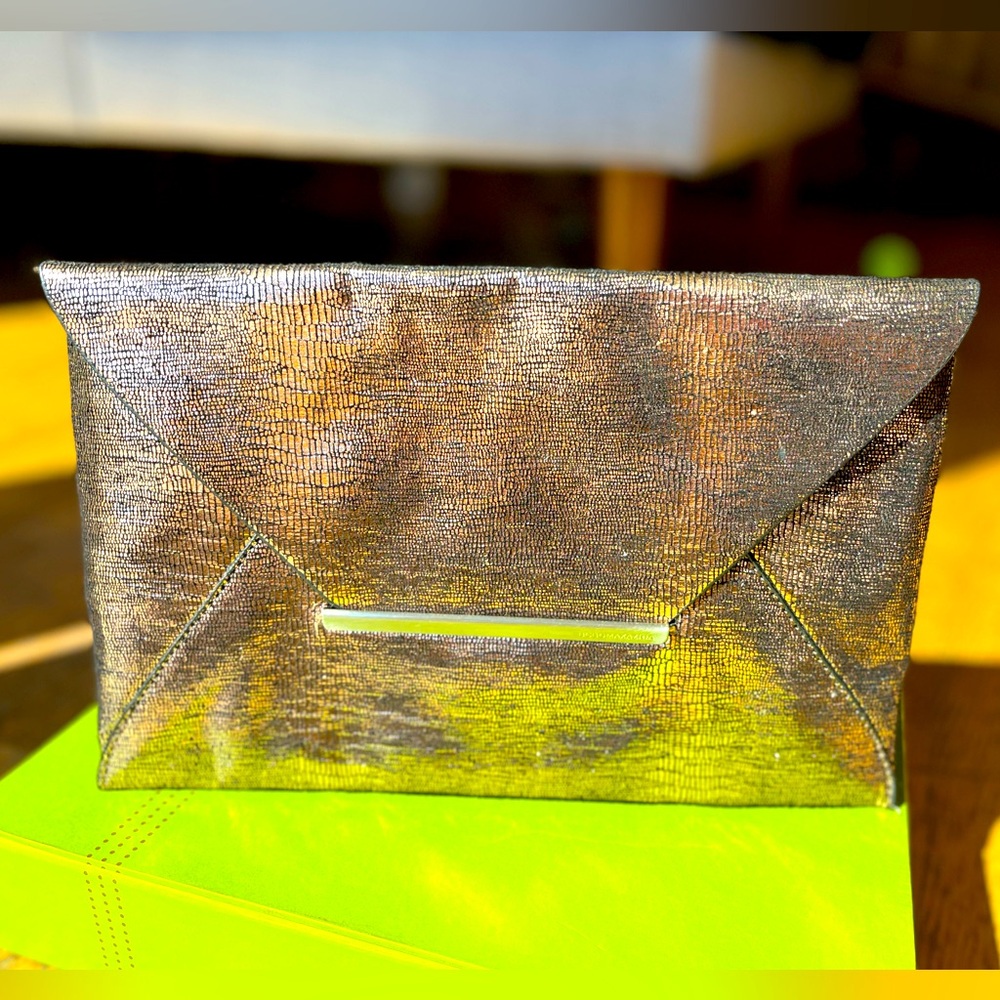 Liquid Metallic Envelope Clutch 11”x7” in Excellent Condition